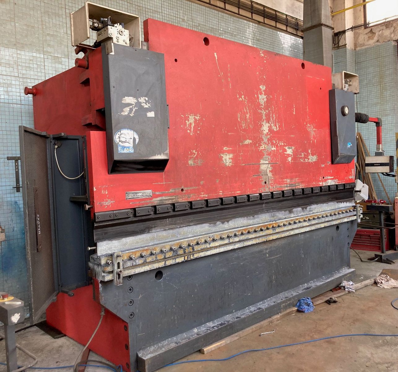 Prasa krawędziowa HOL 200/4050 - 3