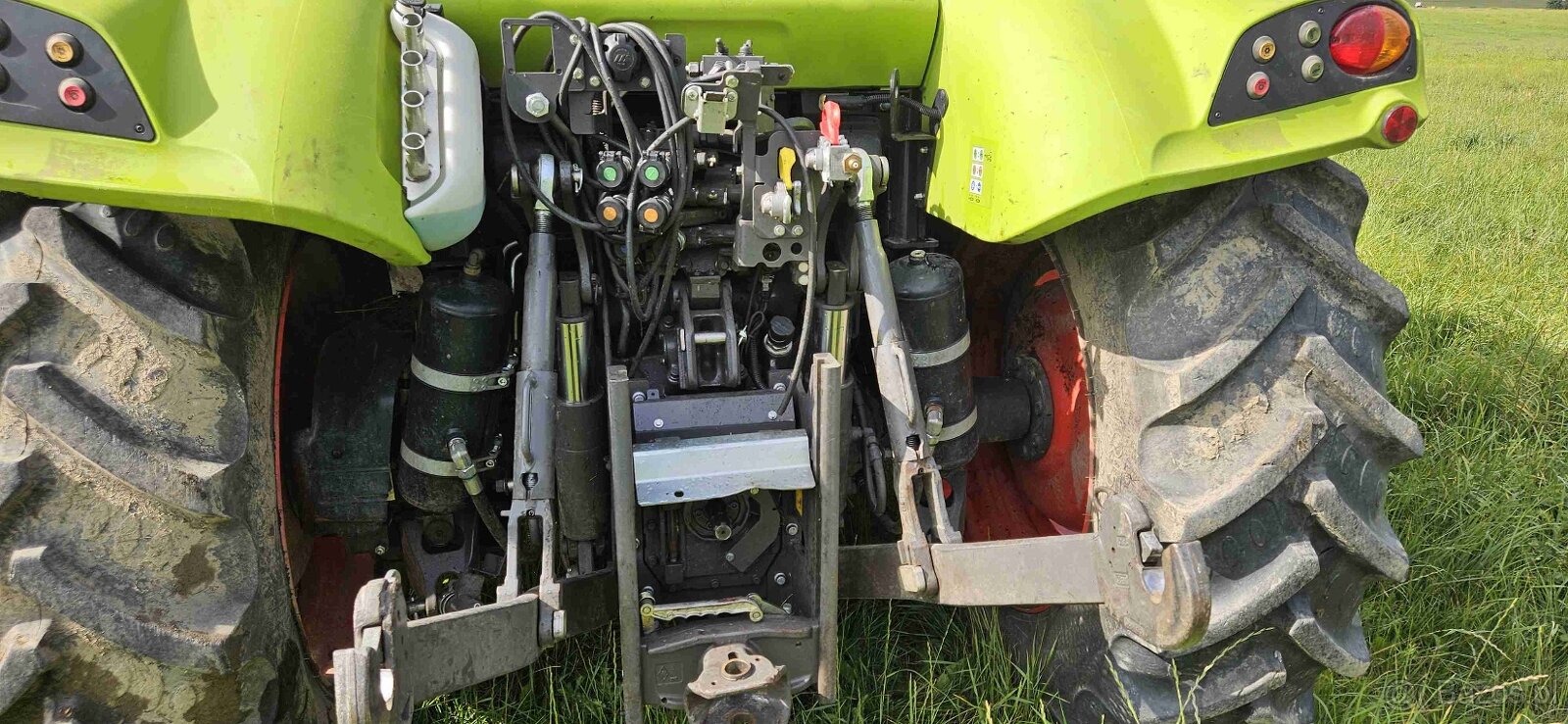 Traktor Claas Arion 420 - 3