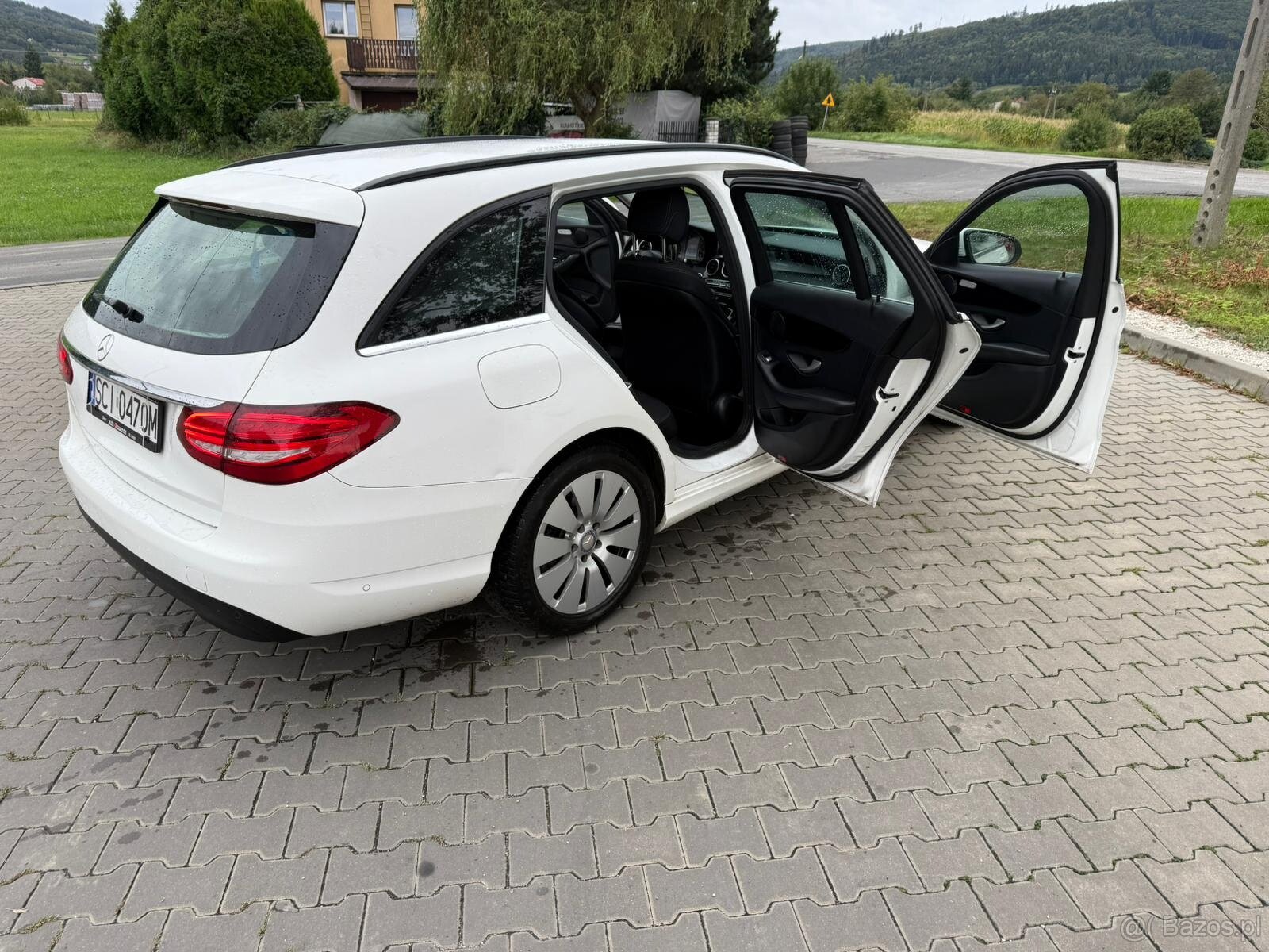 Mercedes-Benz 220 D 4MATIC - 3