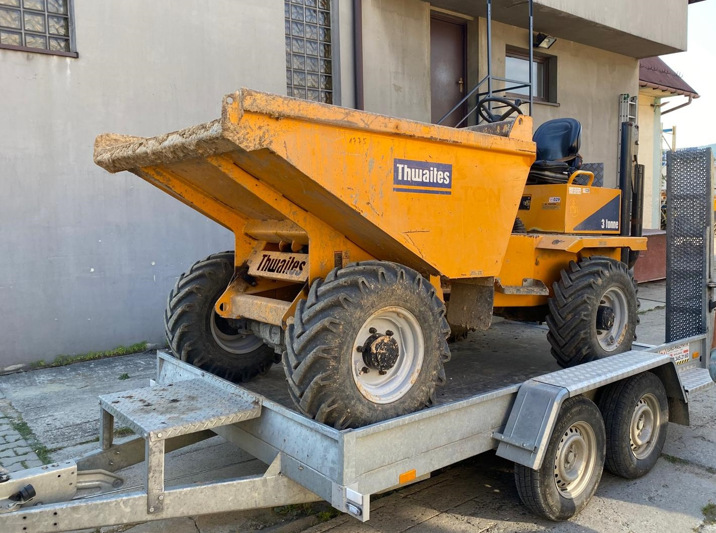 Wozidło Thwaites 3 t tony 2017r - 3
