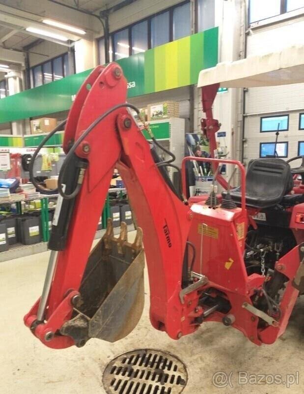 Ciągnik Jinma 204E z ładowaczem i koparką - 3