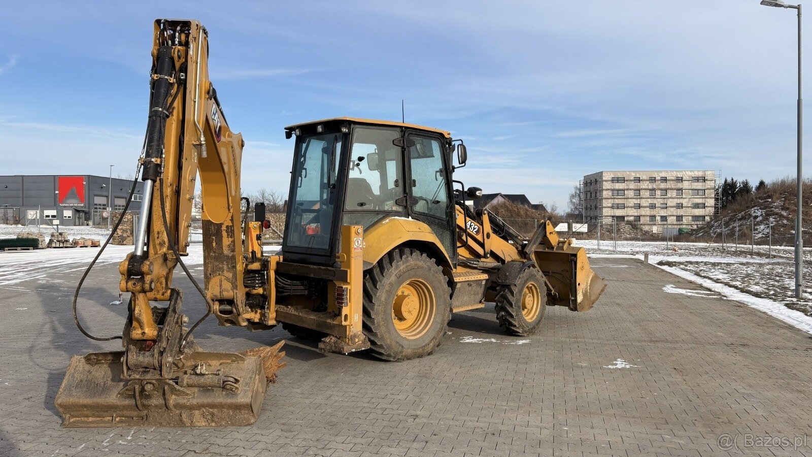 CAT 432 - 3