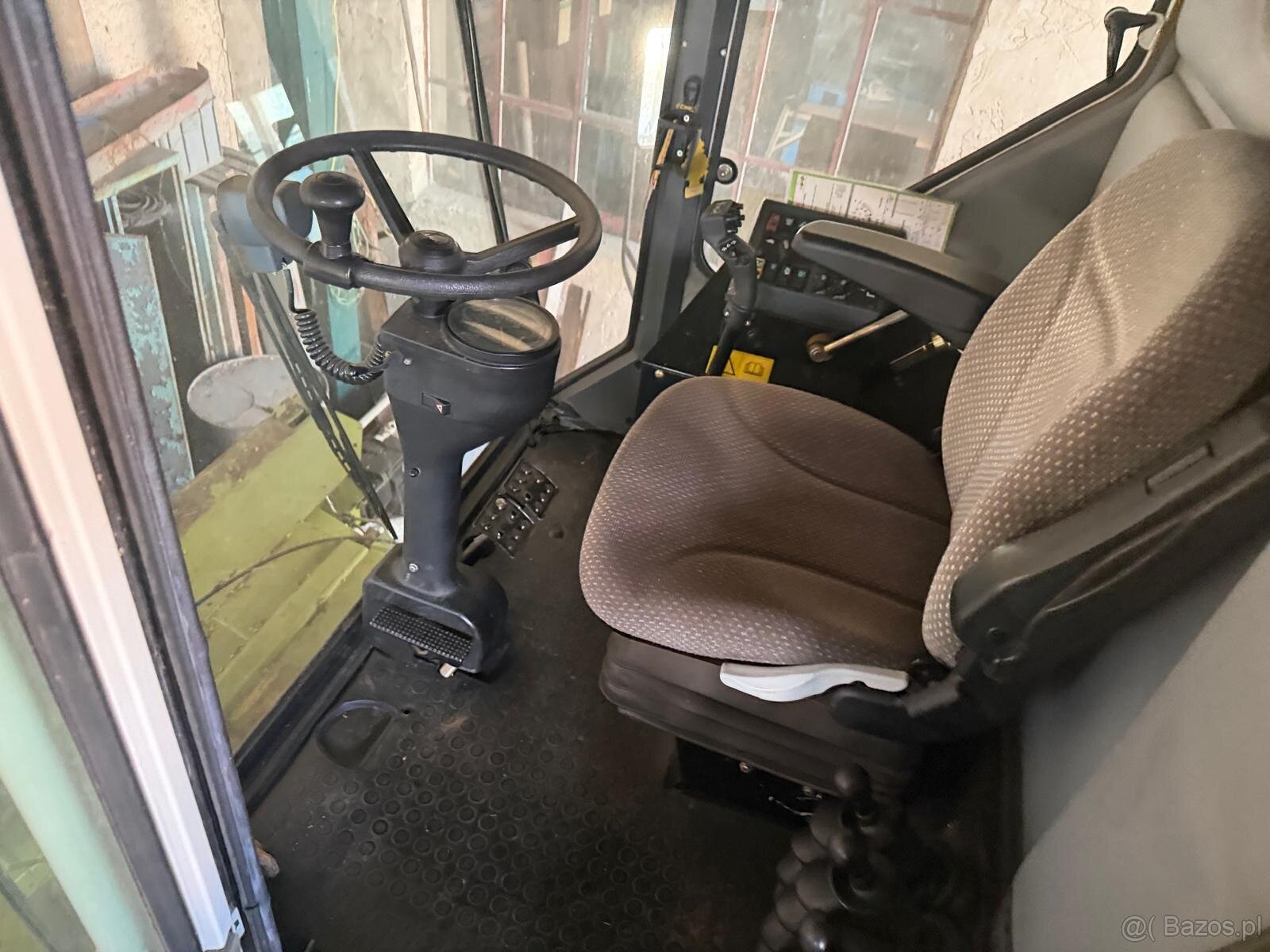 Claas Mega Dominator 150 stan idealny sprowadzony heder - 3