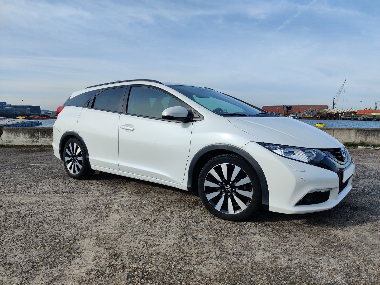 Honda Civic Tourer 1.6 i-DTEC 120 KM | 2015 r. | 187 975 km - 3