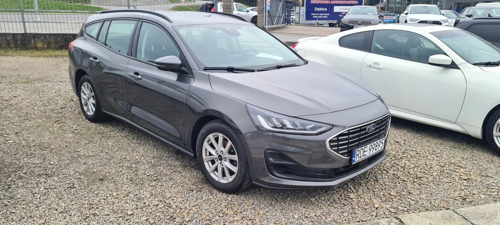 Ford Focus 2022 benzyna hybryda 150KM - 3