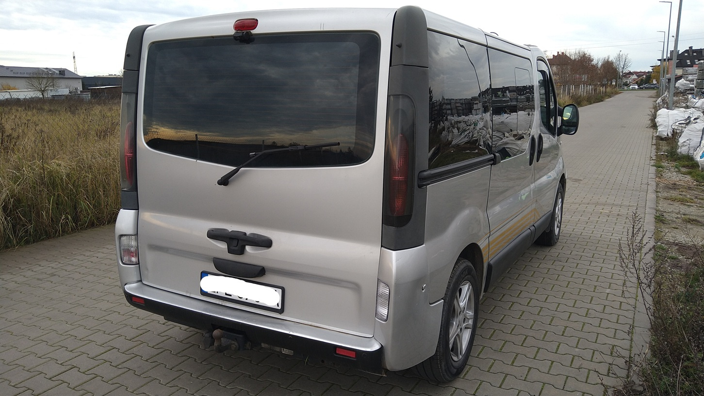 renault trafic 2.5 diesel klima 7 osobowy - 3