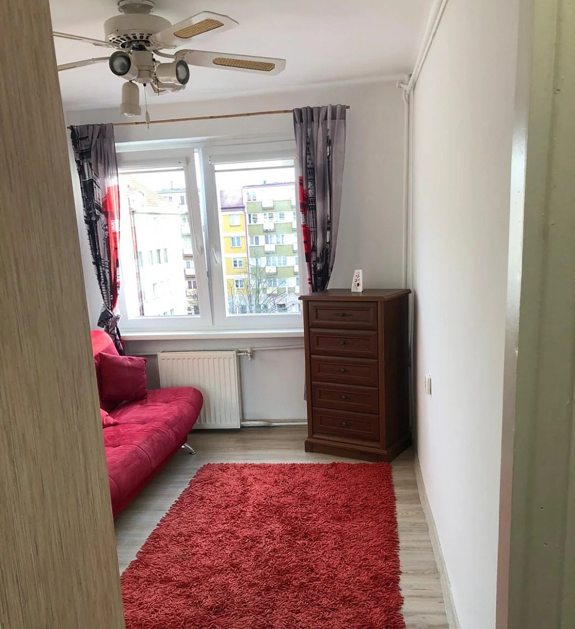 Do wynajęcia mieszkanie w ścisłym centrum Legnicy - Rynek 16 - 3