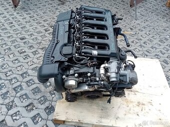 Silnik 3,0D X-Drive 306D3 173kw z BMW X5 E70 - 3