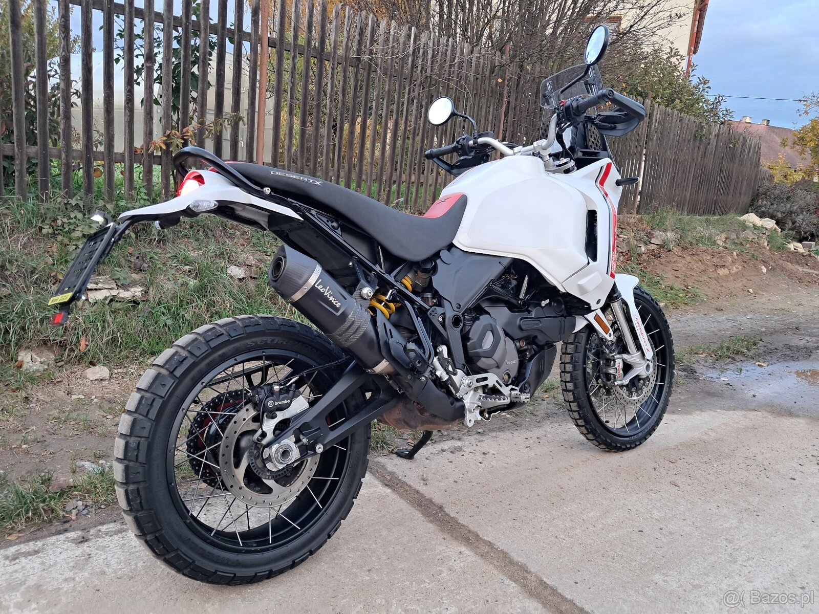 Ducati Desert X 2022 - 3