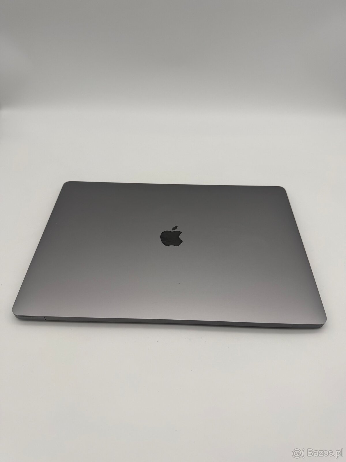 MacBook Pro 16 CTO i9, 32gb , 2TB SSD - 3