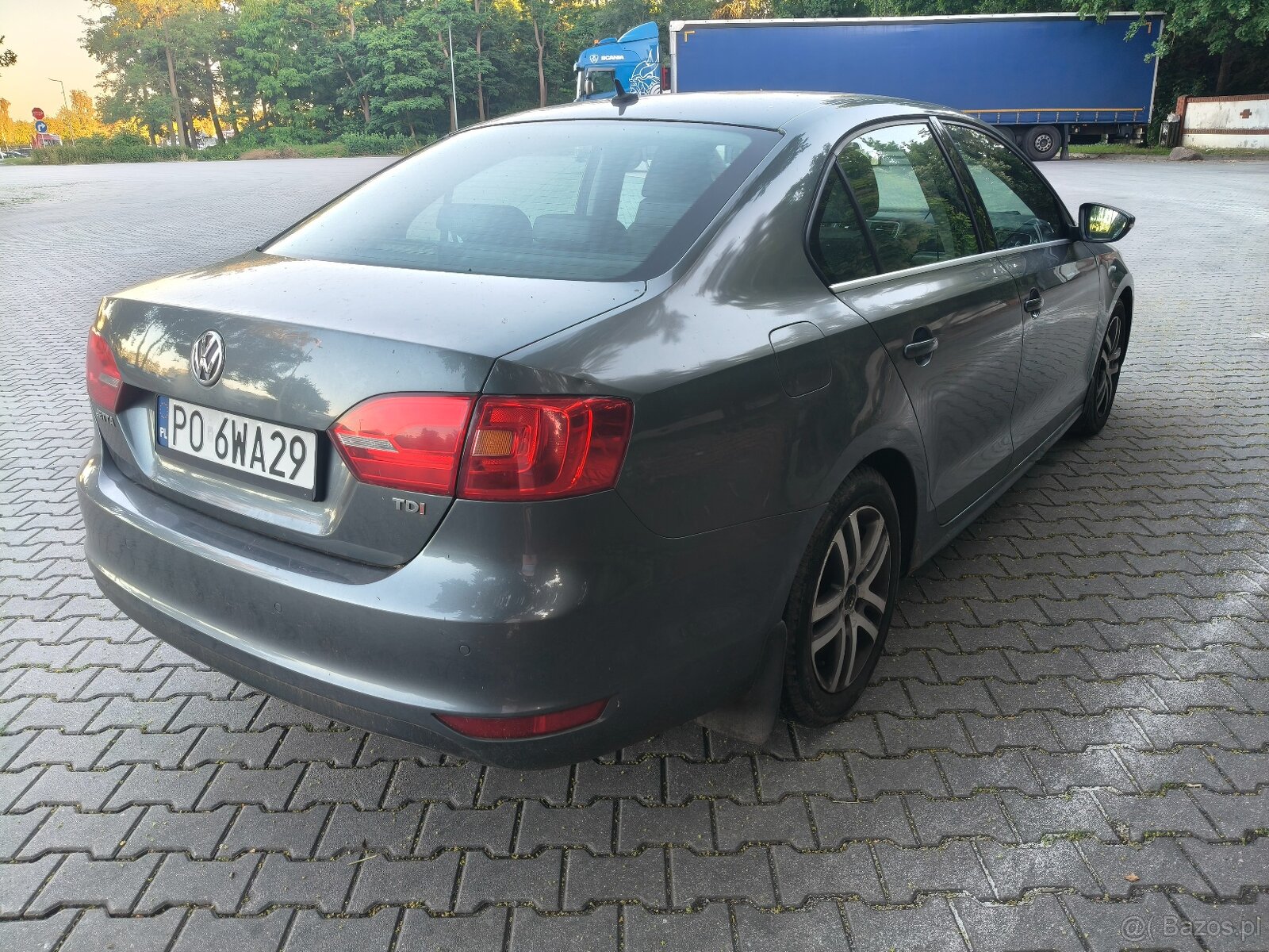 JETTA 1.6 DIESEL SPRAWNA OKAZJA DO POPRAWEK - 3