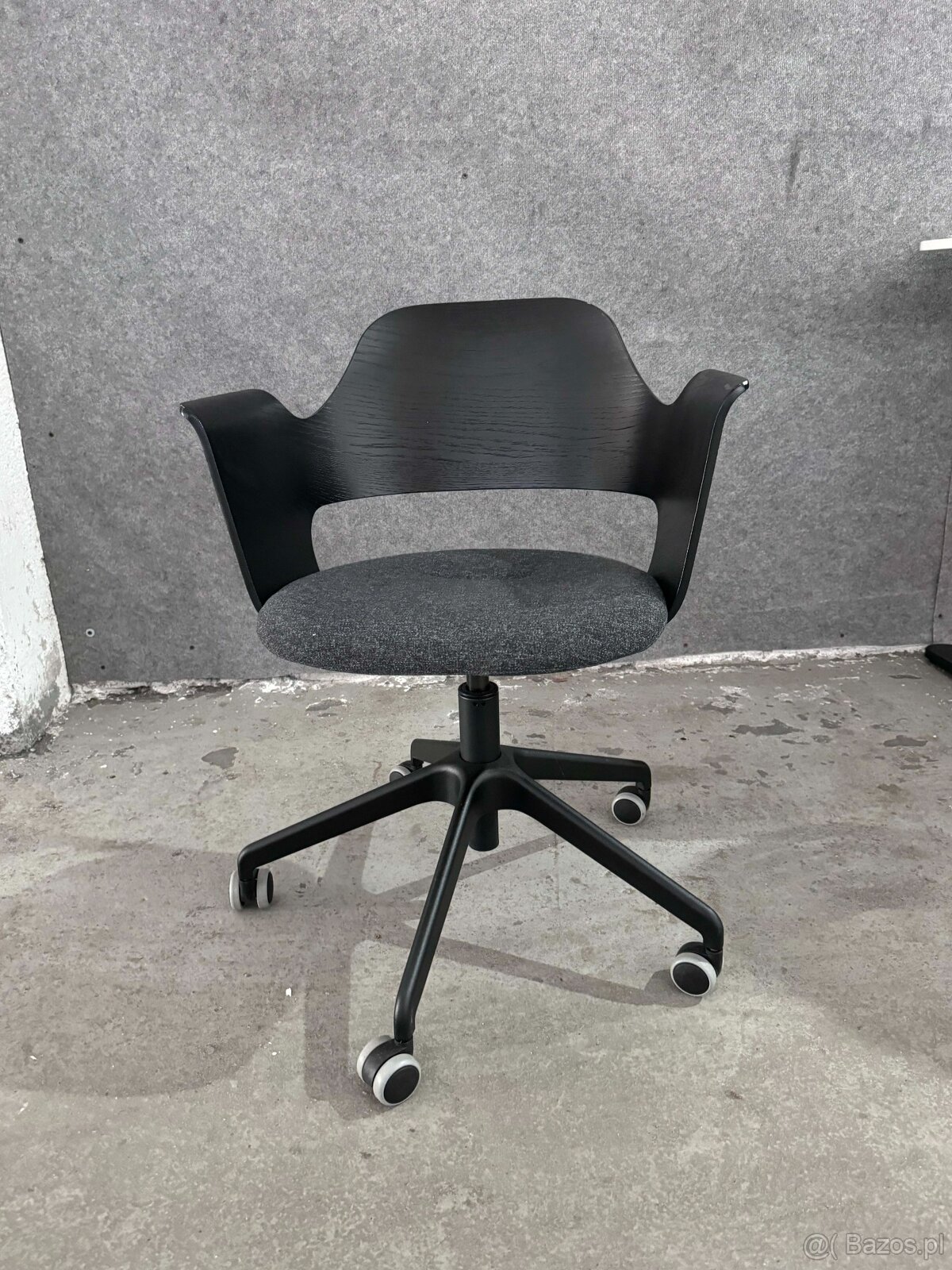 Syndyk sprzeda używane meble Ikea - 3