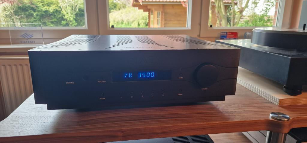 Balanced Audio Technology BAT VK3500 - 3