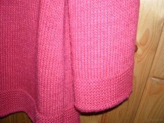 Sweter damski w kolorze czerwonym, rozmiar 44. Używany, w do - 3