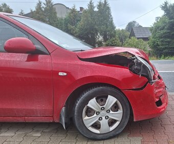 Sprzedam Hyundai i30 1.4 benzyna, rok 2009, powypadkowy - 3
