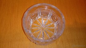 Cukiernica kryształowa o średnicy 11 cm. - 3