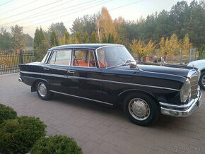 Zabytkowy Mercedes W111 220Sb super stan z 1963 roku - 3