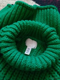 Ciepły sweter z golfem - 3