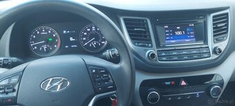 Hyundai Tucson III - 3