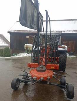 Zgrabiarka karuzelowa Vicon Andex 423 - 3