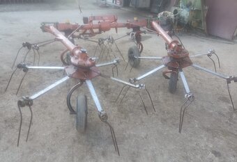 Przewracarka przetrząsacz karuzelowy Stoll Z500 - 3