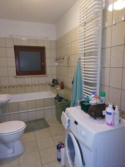 Kraków-Ruczaj - fajne mieszkanko jedno pokojowe, oddzielna k - 3