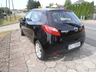 Mazda 2 ZADBANA MAŁY PRZEBIEG - 3