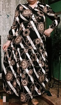 Długa luźna sukienka. Góra zapinana na guziki - 3