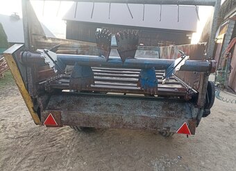 Rozrzutnik obornika jednoosiowy Agromet Czarna Białostocka 3 - 3