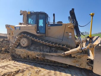 Caterpillar D8 - 3