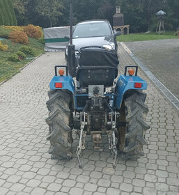 Traktorek ISEKI TU1500 4x4 - 3