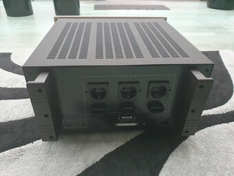 Accuphase PS-1200V ( Price: 1500 EUR ) - 3