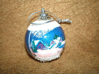 Sprzedam małe bombki na choinkę w dwóch paczkach, w jednej p - 3