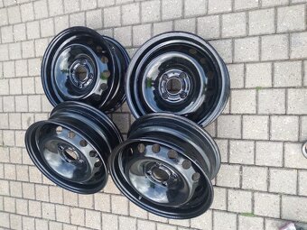 Średnica felgi14" Szerokość felgi5.5" Rozstaw śrub4x100 Od - 3