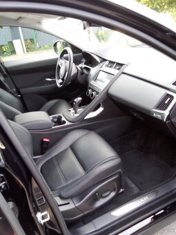 Sprzedam Jaguar e-Pace - 3