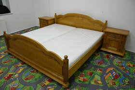 łóżko dębowe z nowymi materacami i szafkami - 3