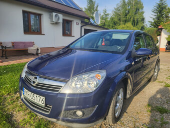 Sprzedam Opel Astra 1.6 rocznik 2007 - 3