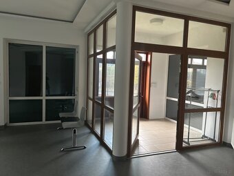 Gabinety lekarskie, fizjoterapeutyczne, kosmetyczne. - 3