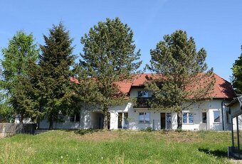 Komfortowy dom z 2 garażami i ogrodem Nowy Sącz - 3