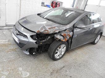 Hyundai i30 1,6 CRDi 110 - 3