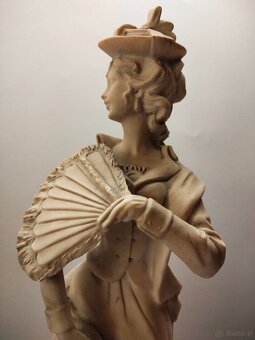 Duża figura ,statuetka Capodimonte Dama. - 3