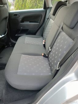 Ford Fiesta 2005 benzyna 1.4 przebiet 140 tyś - 3