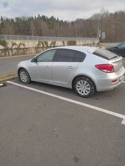 Sprzedam Chevroleta cruz - 3