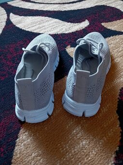 Buty sportowe damskie - 3