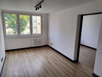 Mieszkanie 4 pokojowe, 54.80m2, balkon, III piętro,Kaliniec - 3