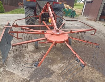 Zgrabiarka karuzelowa Deutz-Fahr KS85DN - 3