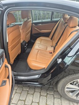 BMW 530 xDrive Luxury - 3