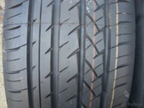 nowe opony ROADMARCH R17 - 3