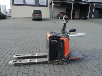 Wózek paletowy elektryczny Toyota LPE200 (BT Levio) - 3