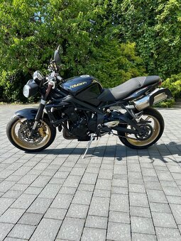Triumph Street Triple 675r - 3